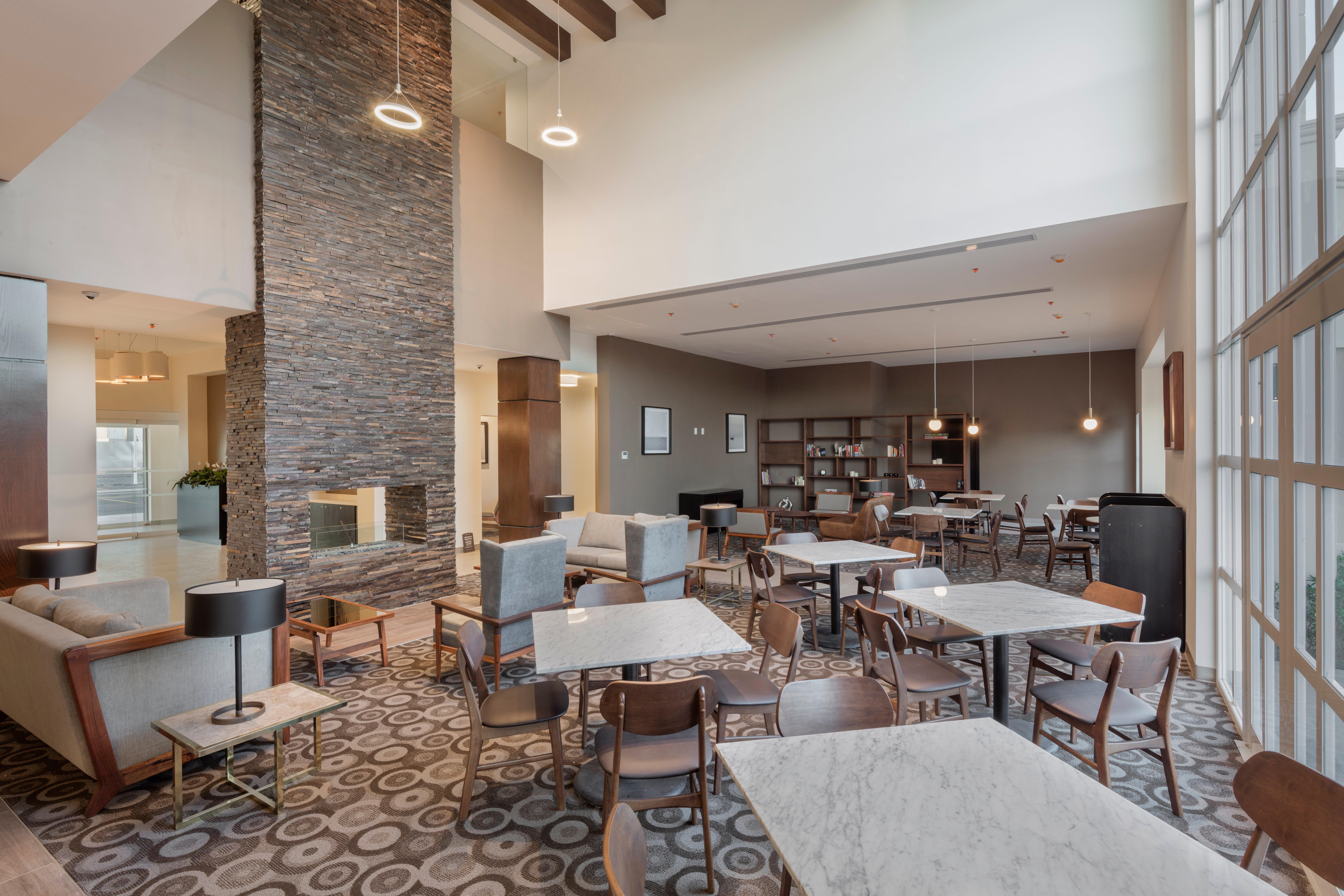 Staybridge Suites Silao By Ihg Kültér fotó